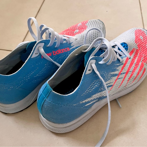 New Balance 1500 V6 - Picture 2 of 4